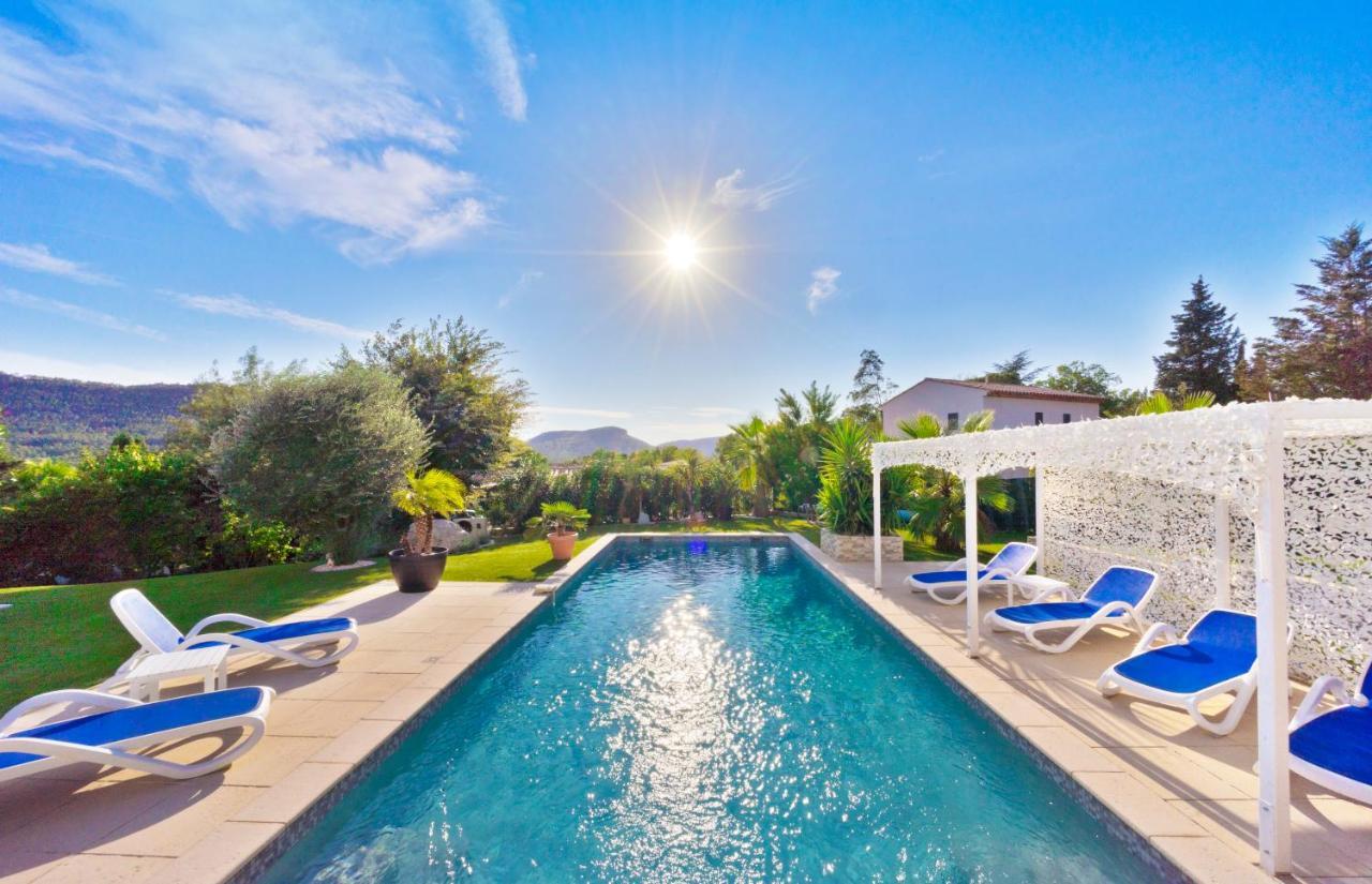 Villa Quietude Bagnols en Foret Bagian luar foto