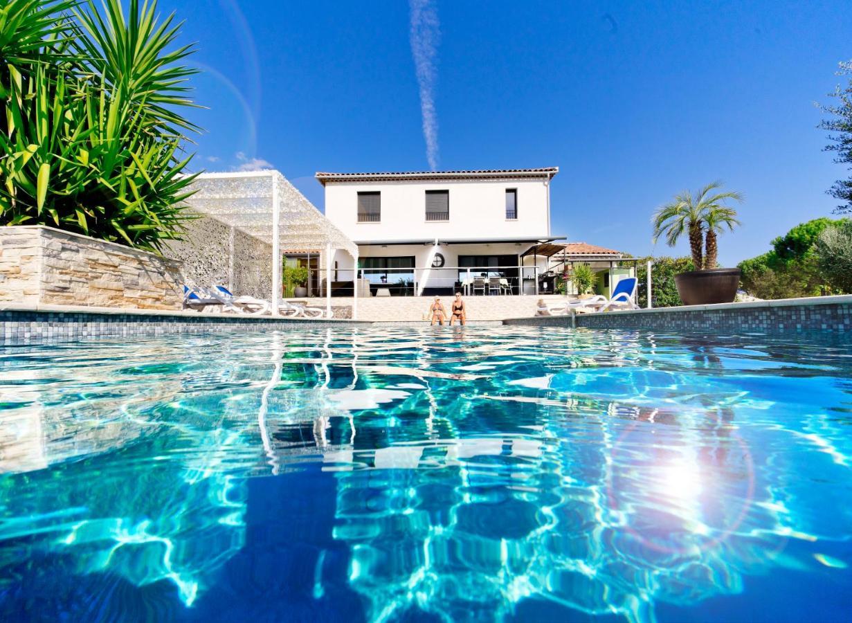 Villa Quietude Bagnols en Foret Bagian luar foto
