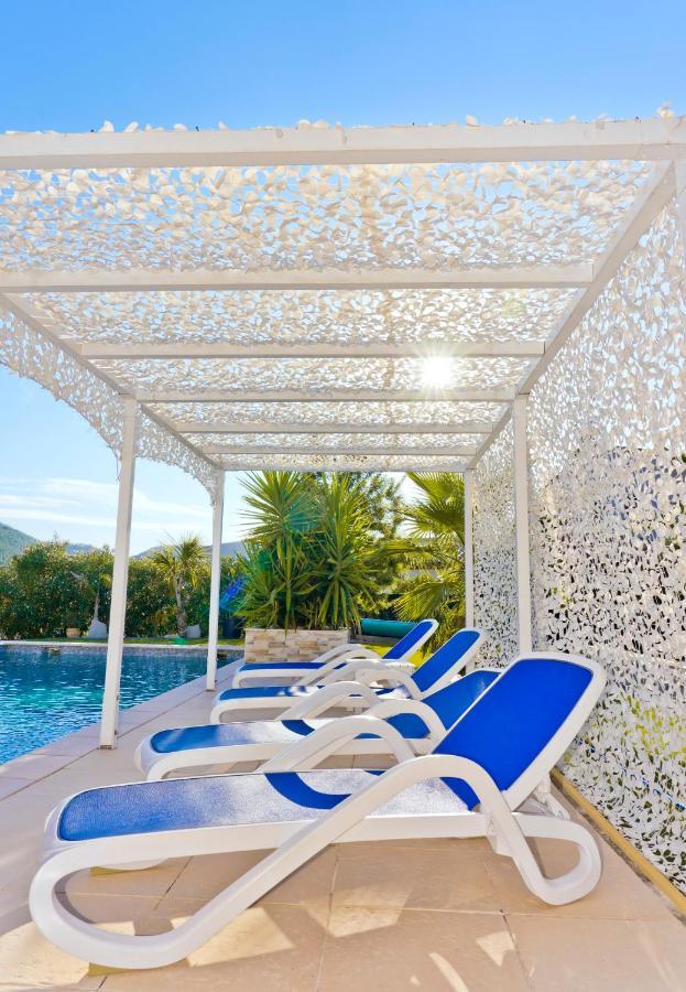 Villa Quietude Bagnols en Foret Bagian luar foto