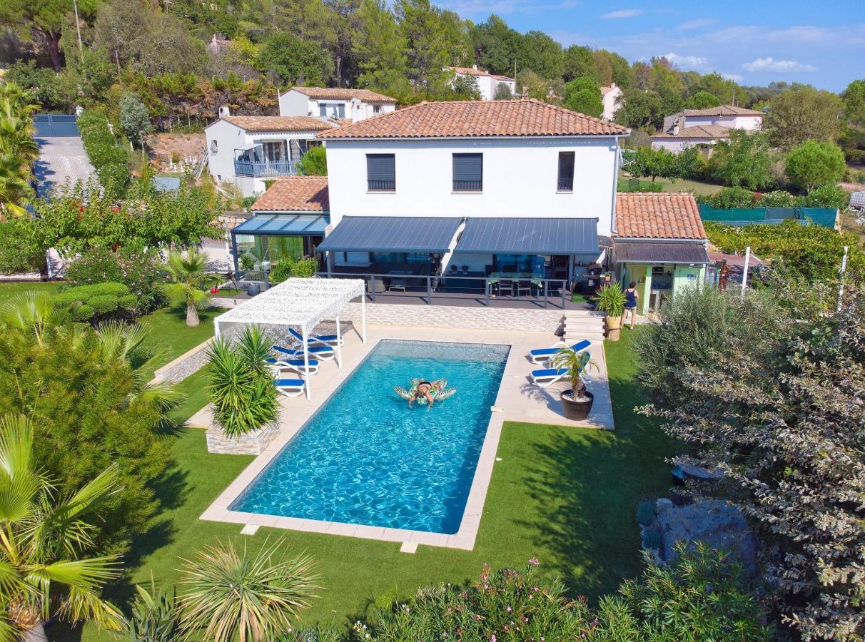 Villa Quietude Bagnols en Foret Bagian luar foto