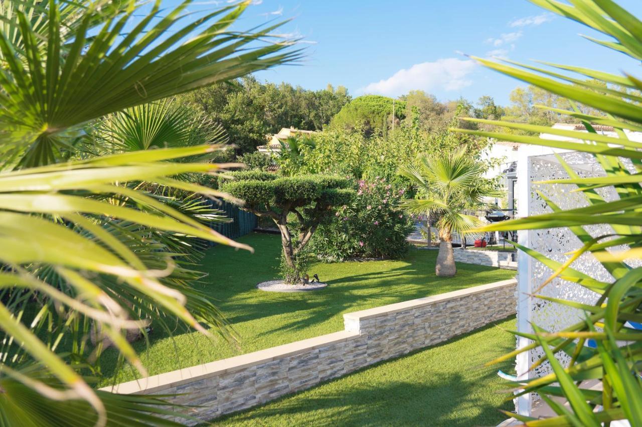 Villa Quietude Bagnols en Foret Bagian luar foto